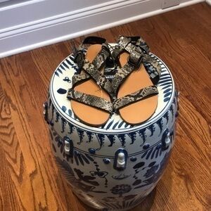 NWOT Urban Outfitters Snakeskin Sandals sz…